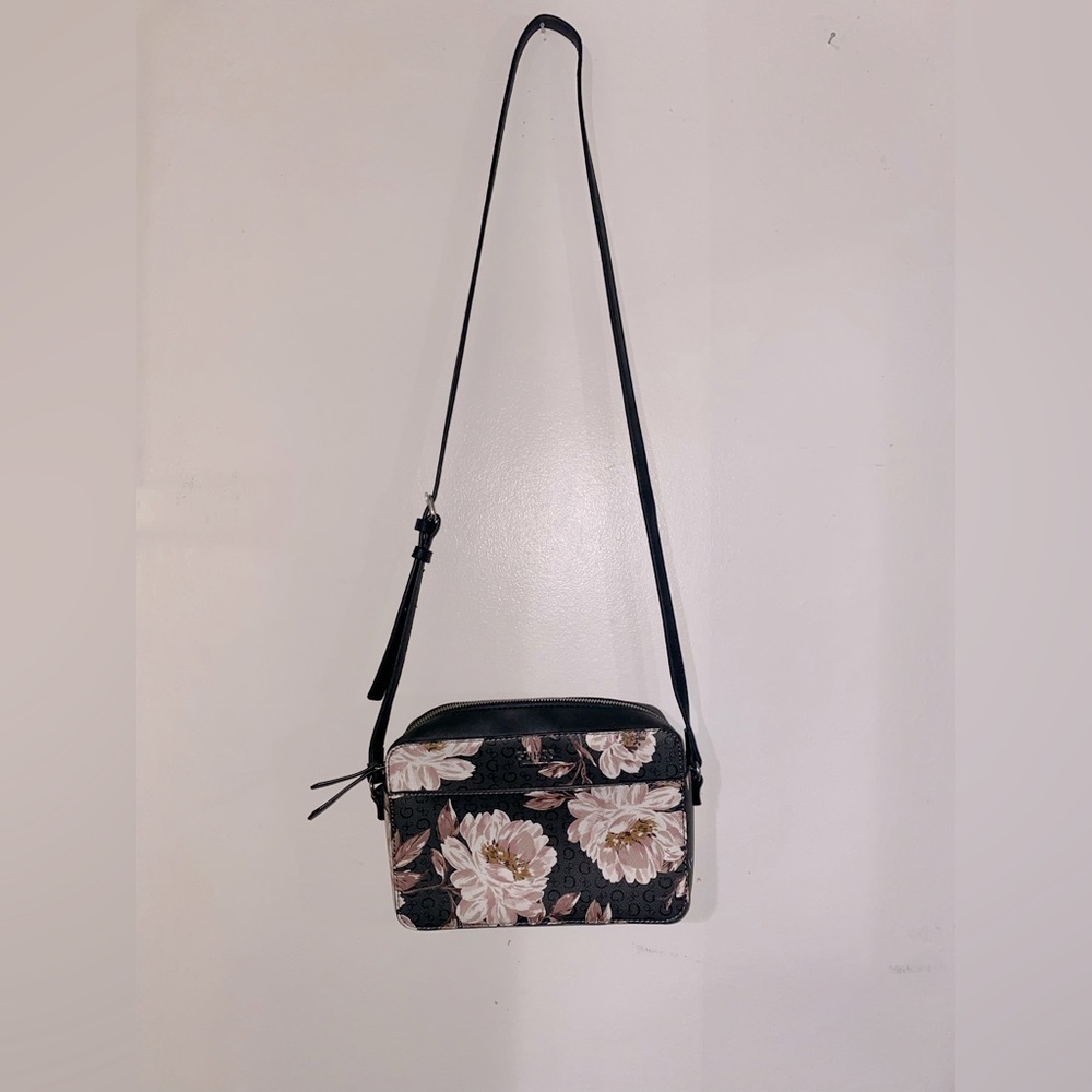 Guess crossbody